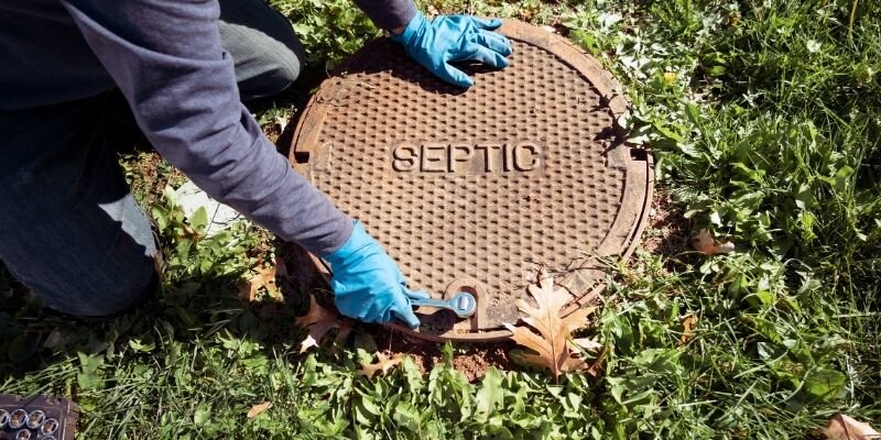 Selling House with Septic Tank Problems in Warren MI