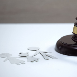 Can You Sell a House With a Child Support Lien in