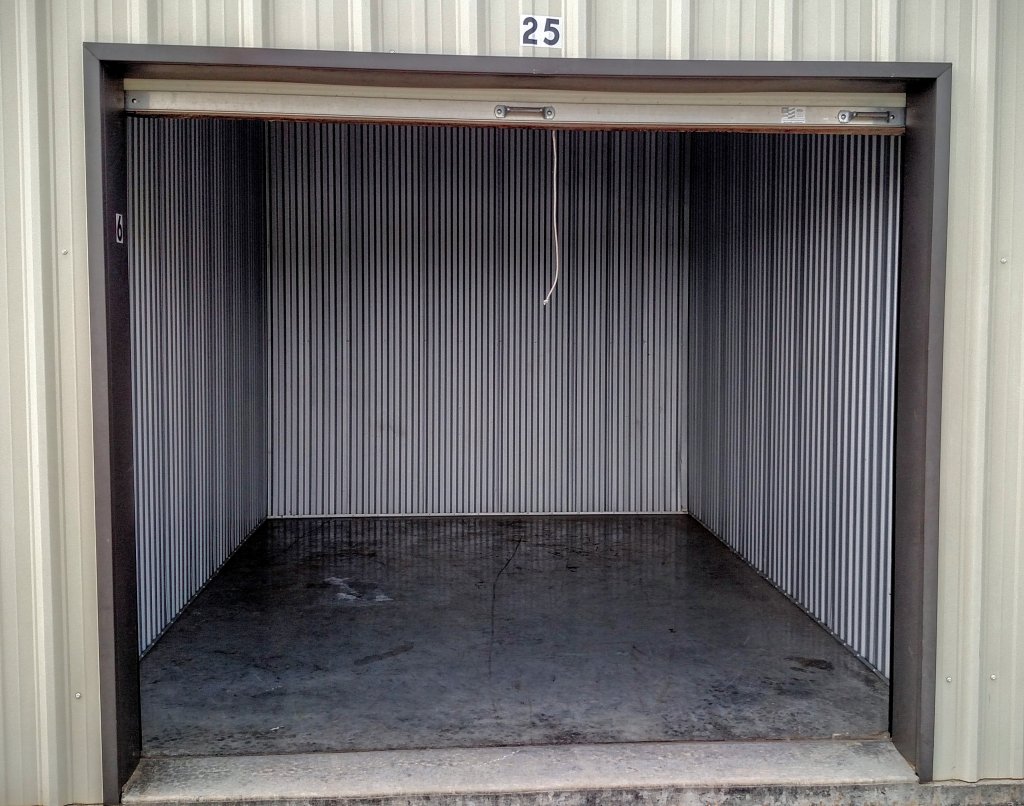 10' x 15' Storage Unit