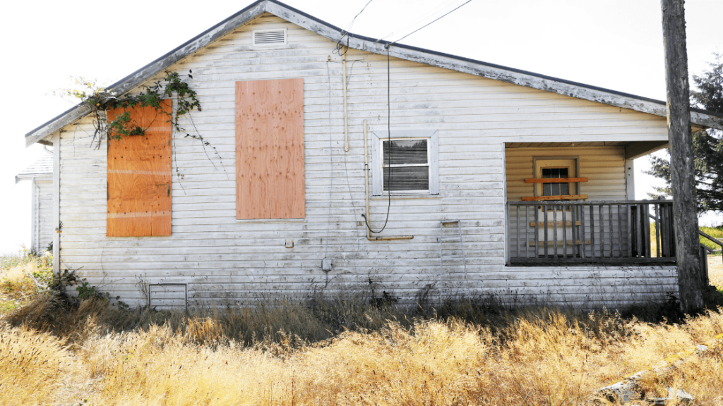 Selling Your Abandoned House in Tampa, Florida