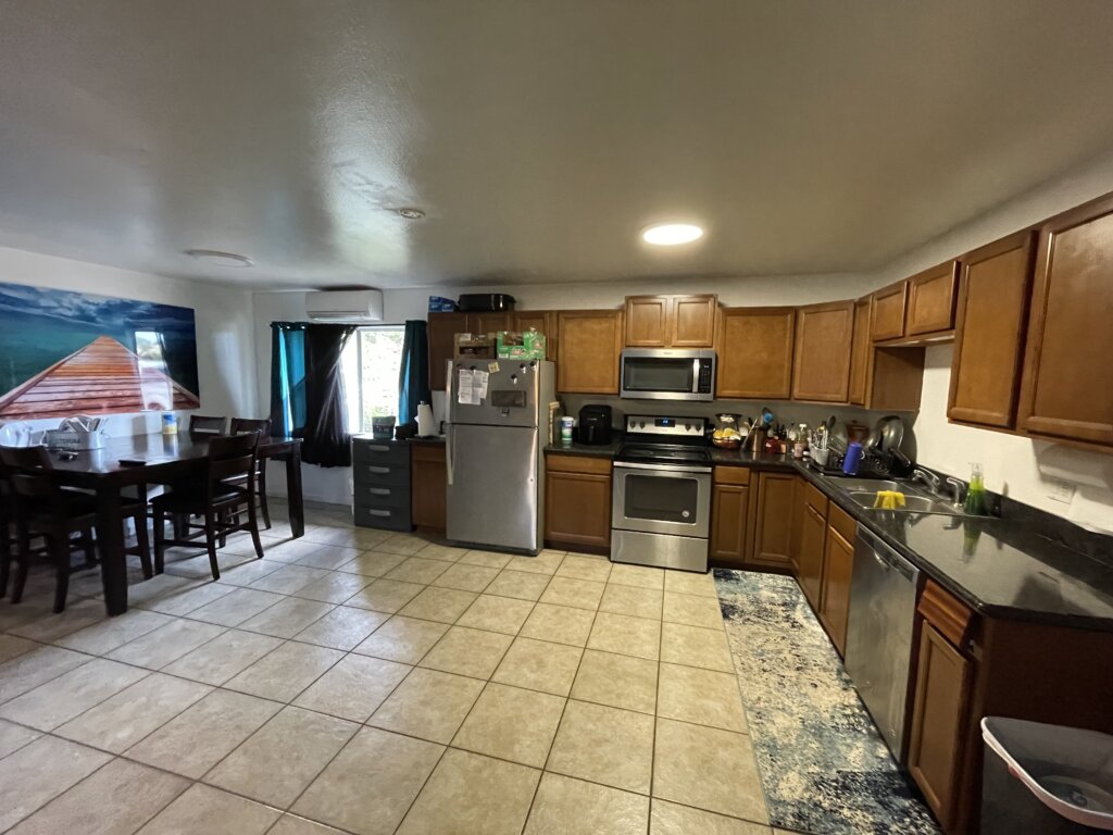 This is a big house in Kihei, Hawaii