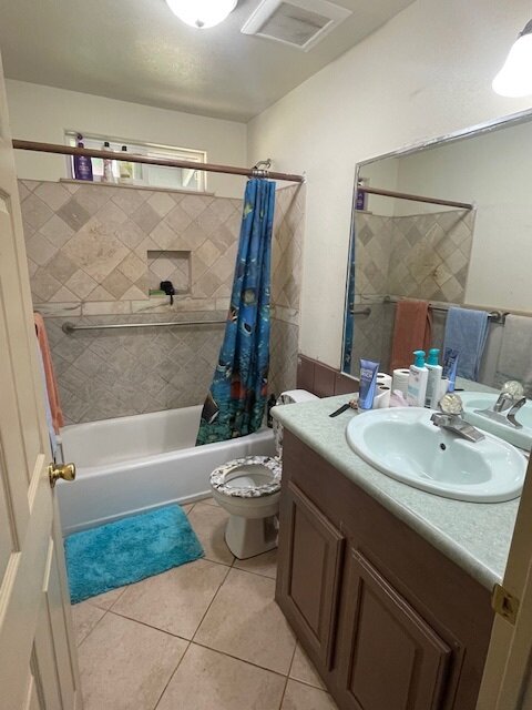 Bathroom of the last house we bought in Haiku, HI