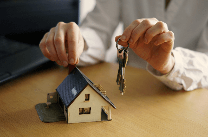 This is the Worst Day to Close on a House as a Seller