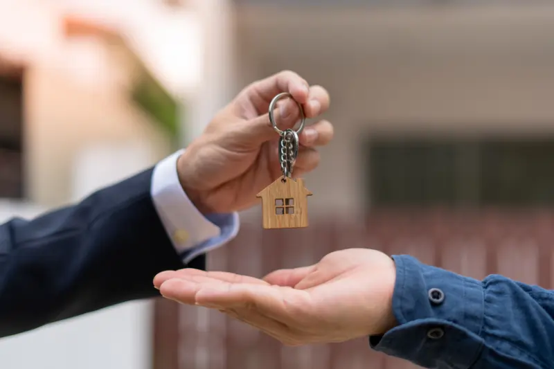 5 Steps For Buying and Selling a Home at the Same Time in MN