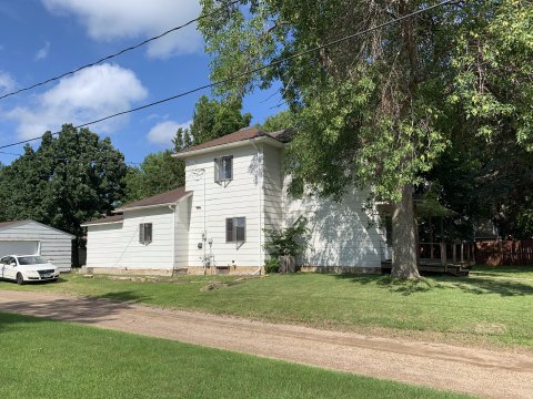 waterville distressed property