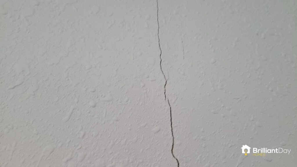 minor crack in drywall