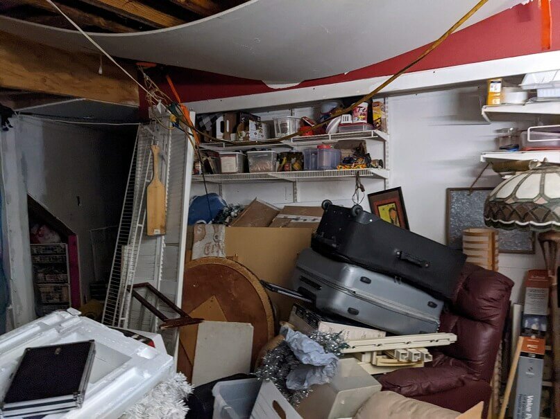 Damaged house that makes selling a hoarder house as-is a good option