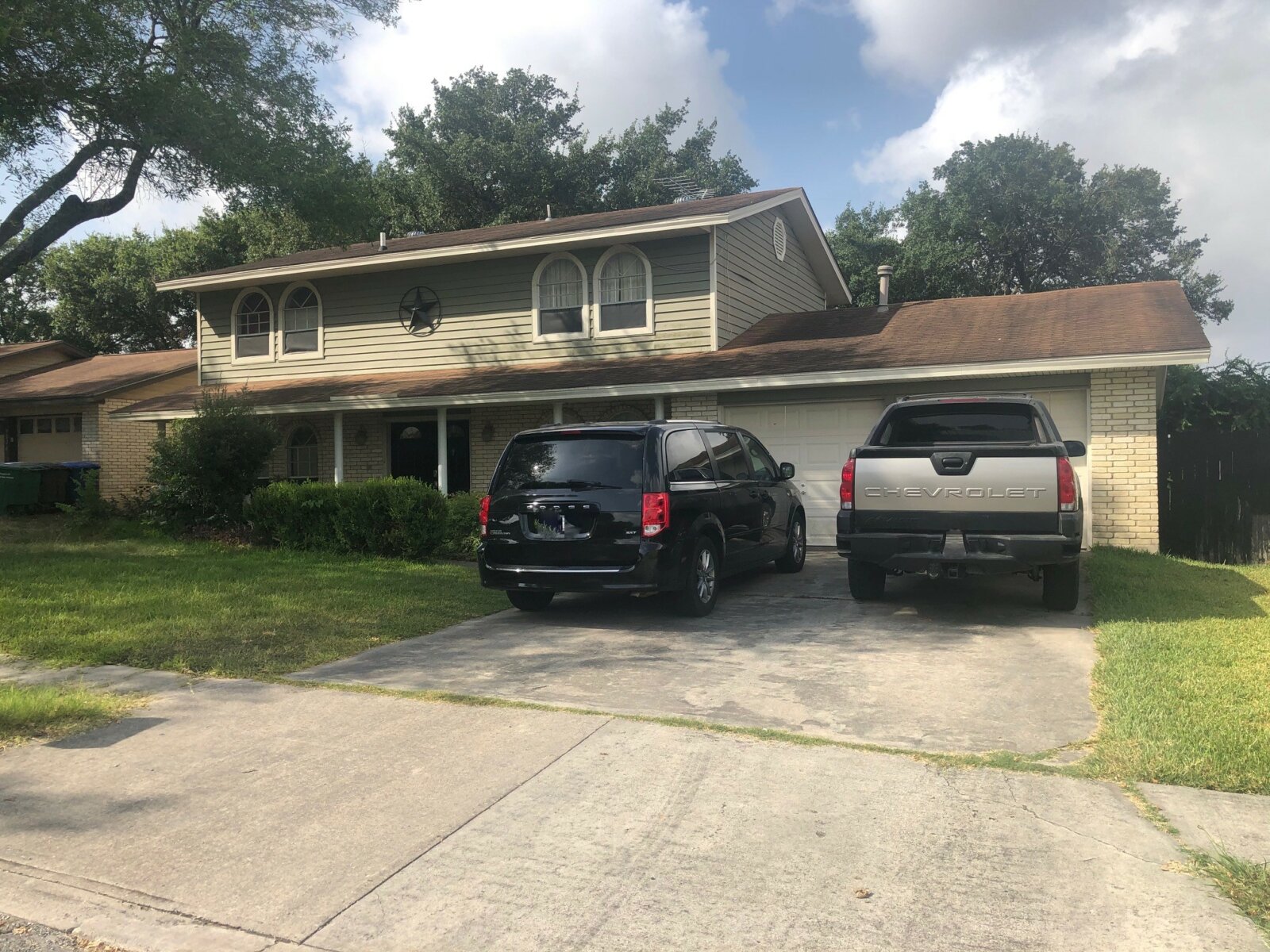 5822 Valley Pt - Hot Wholesale Deal in San Antonio, TX