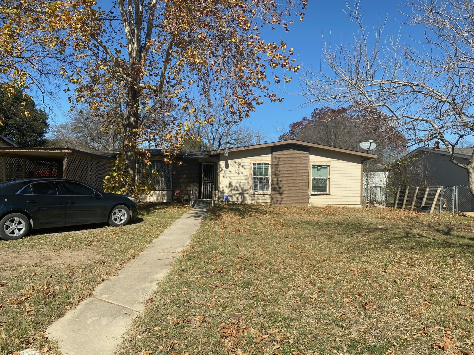 4209 Wild Oak Dr | HOT Wholesale Deal in San Antonio, TX