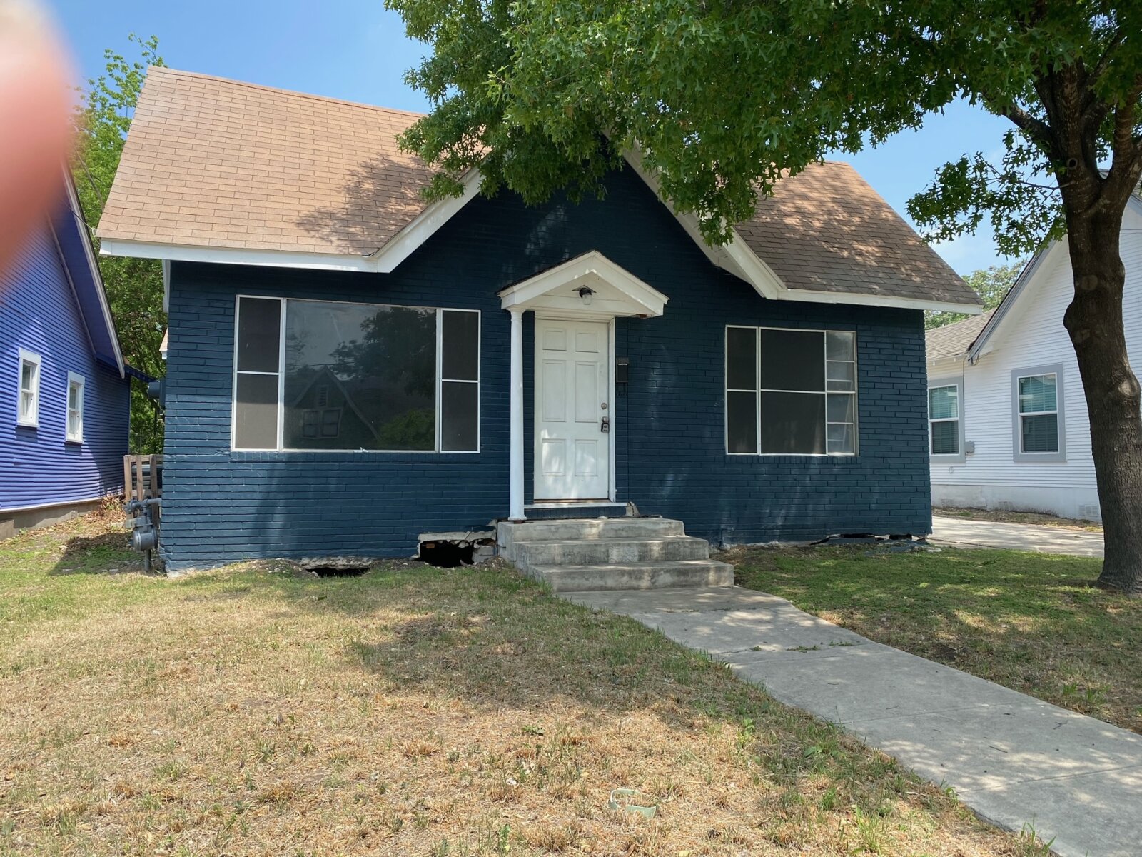 633 W Lullwood Ave | HOT Wholesale Deal in San Antonio, TX