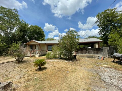 1273 W Pyron Ave | HOT Wholesale Deal in San Antonio, TX