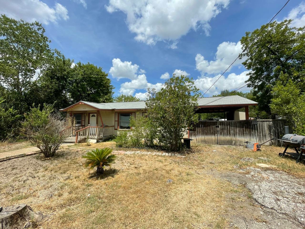 1273 W Pyron Ave | HOT Wholesale Deal in San Antonio, TX