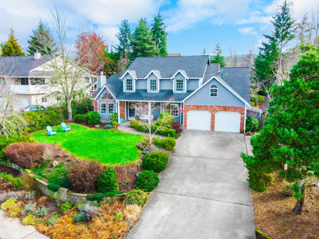 Roseburg Oregon High End Home