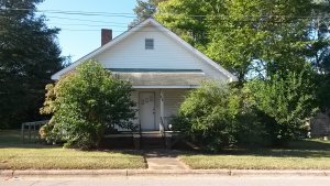 We buy houses huntersville nc like the house pictured, 226 Caldwell St