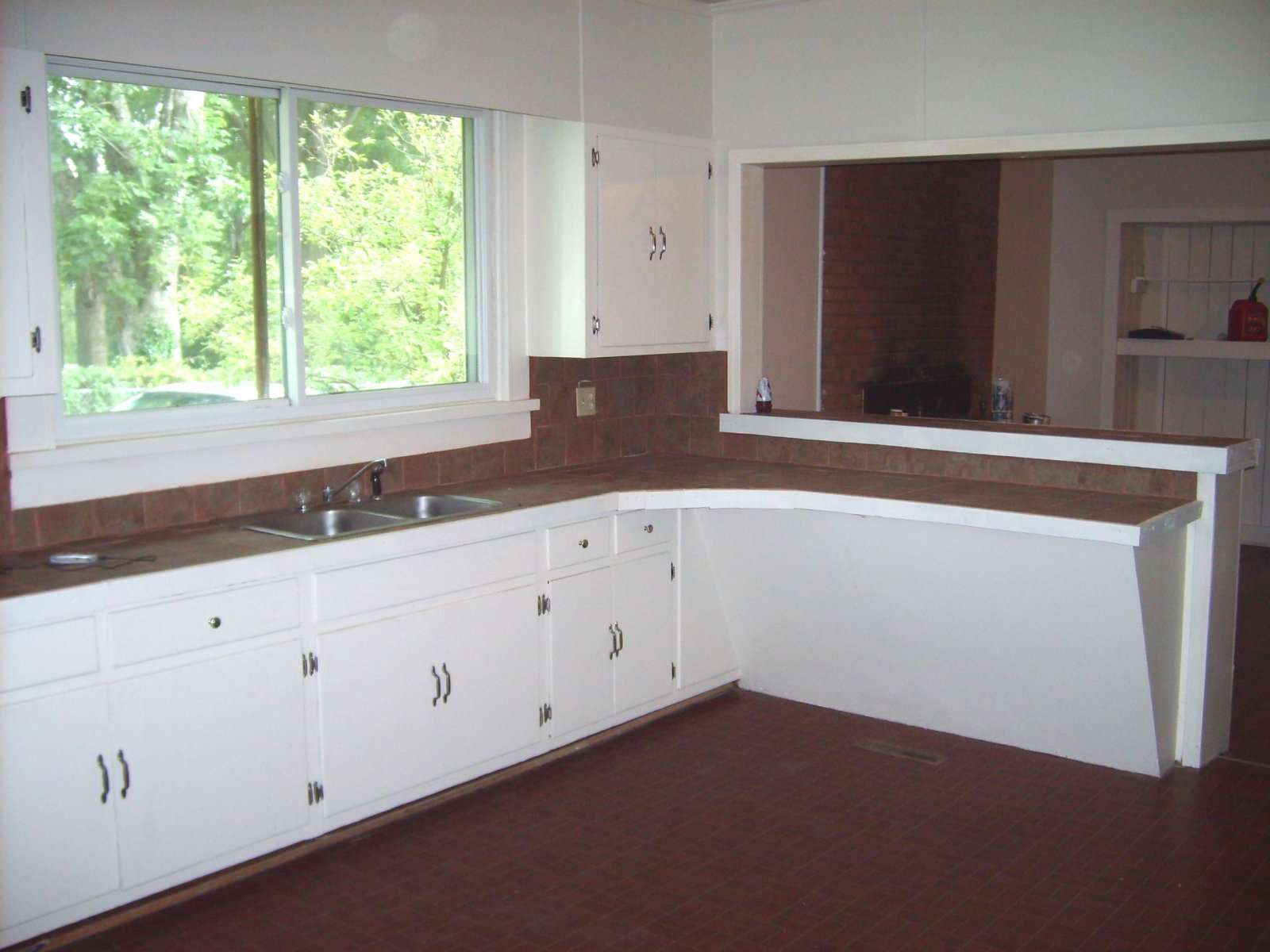 8th kitchen 1 after