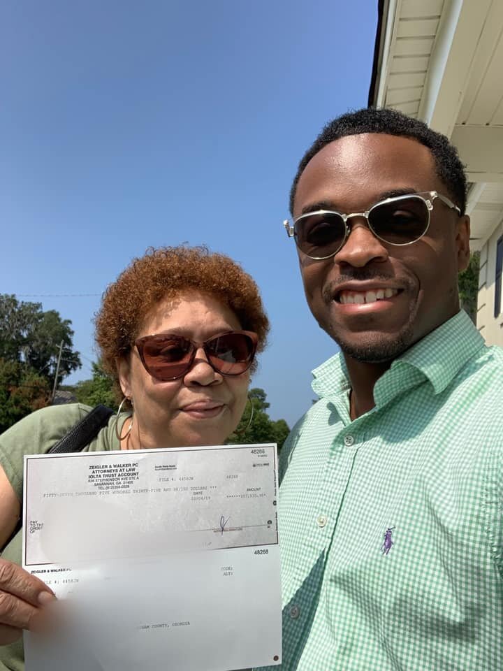 Can't make mortgage payment. Preferred Home Offers call us today 912.226.1114. Here's a happy seller with her check!