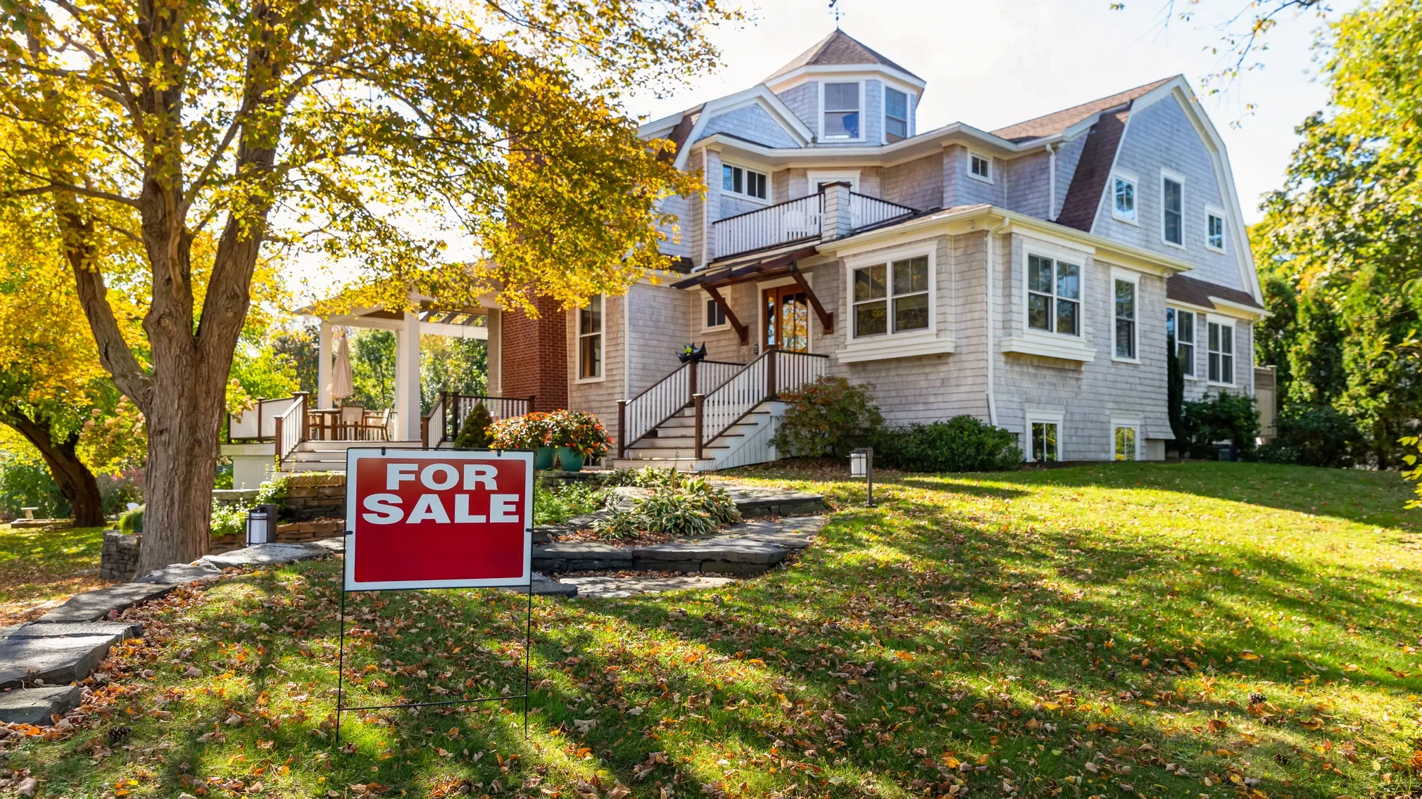 The Hidden Costs of Listing a Home (And How Cash Buyers Help You Avoid Them)