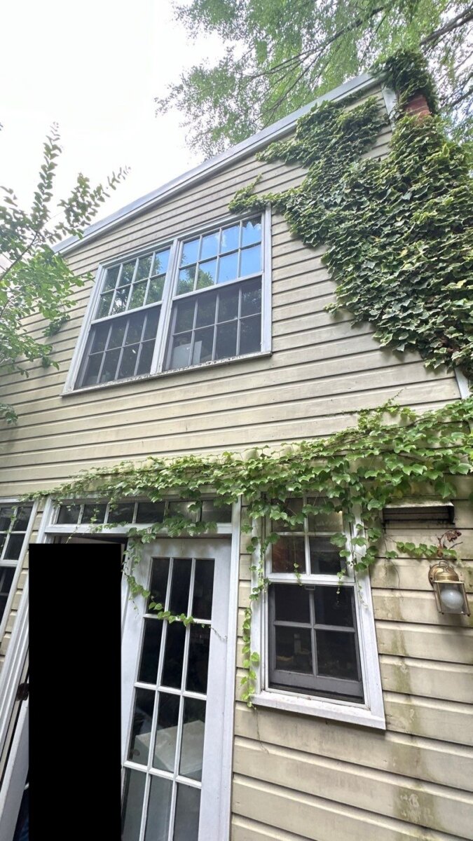 521 Queen St, Alexandria, VA 22314 4 Brothers Investment Properties