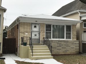 Find yourself saying "I need to sell my house fast?" Give us a call and we'd love to come discuss how you can get our of your situation.