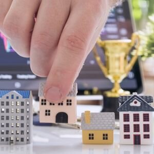 do I need a property manager Los Angeles
