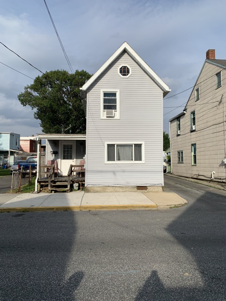 House in Lebanon City For Sale