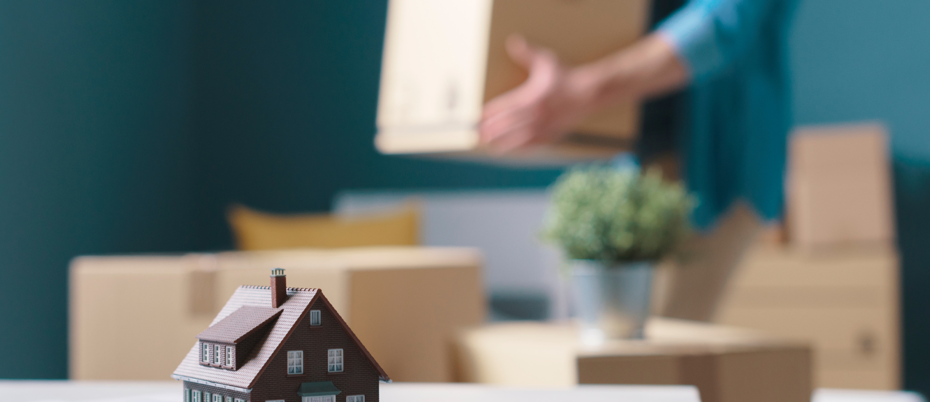 How To Sell A House While Relocating In California hero California