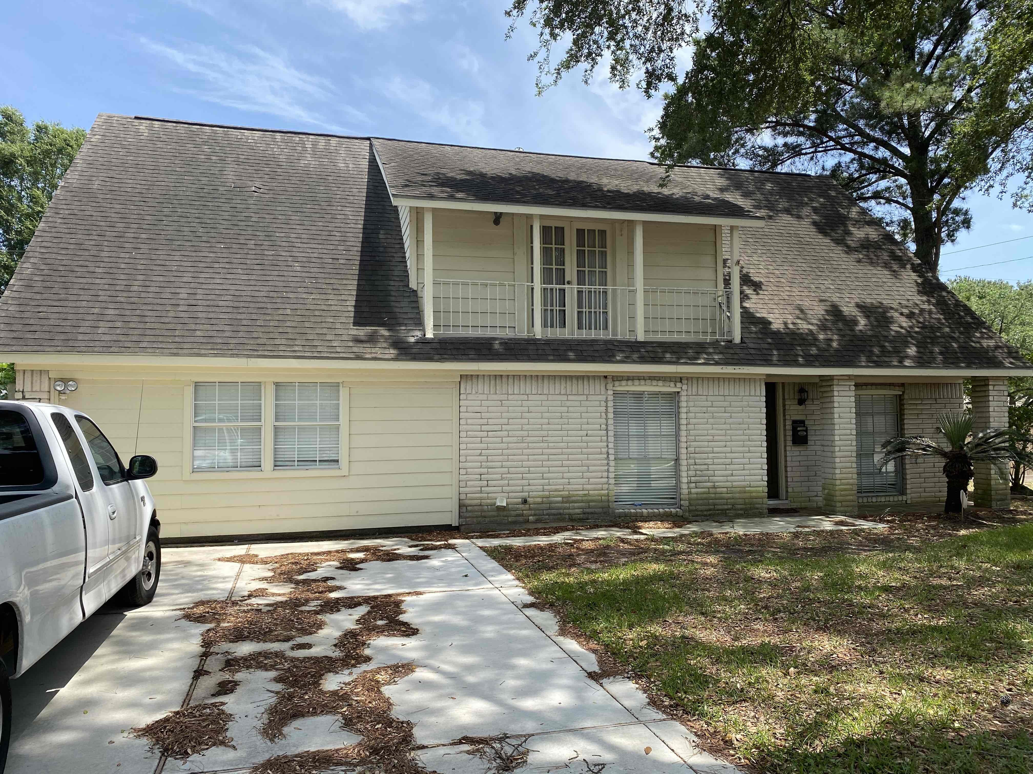 we buy Alvin houses