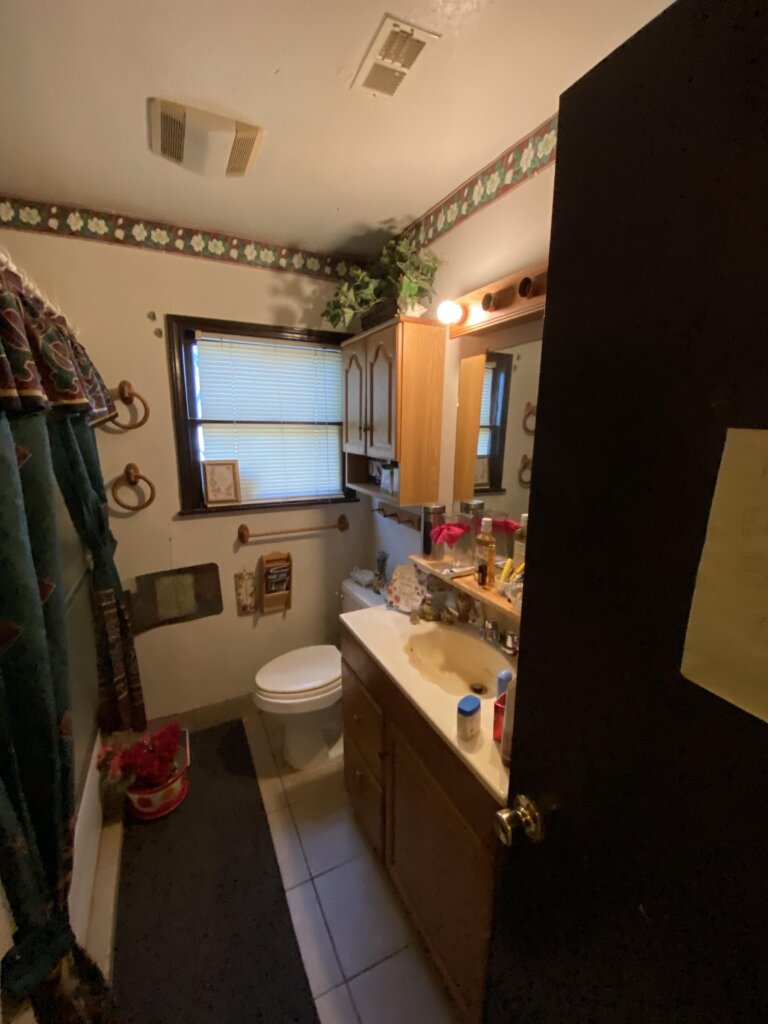 we buy Clear Lake City houses