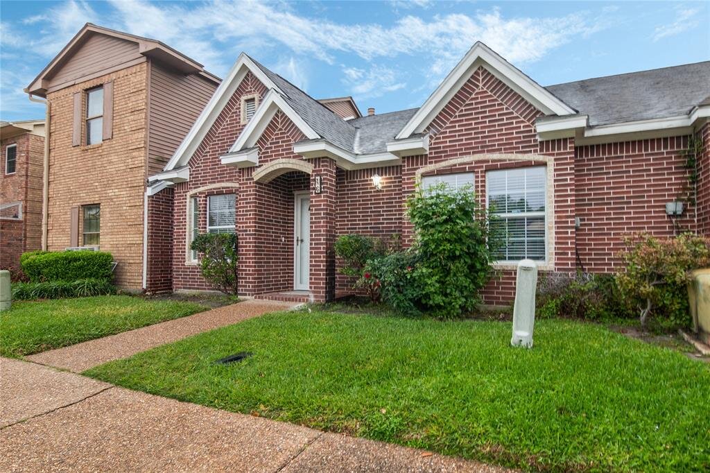 James St, Baytown Home