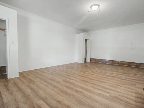 Bedroom with closet in Cowpens, SC home for sale