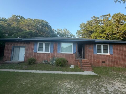 Front of House - 1910 Fairway Drive