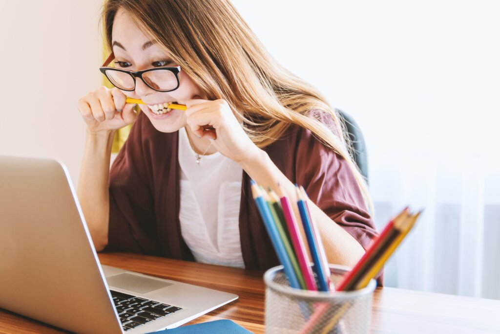 Selling your land doesn't have to be frustrating! Learn the fastest way to sell land by owner in just 1 month with a cash offer from Harmony Land Holdings LLC.