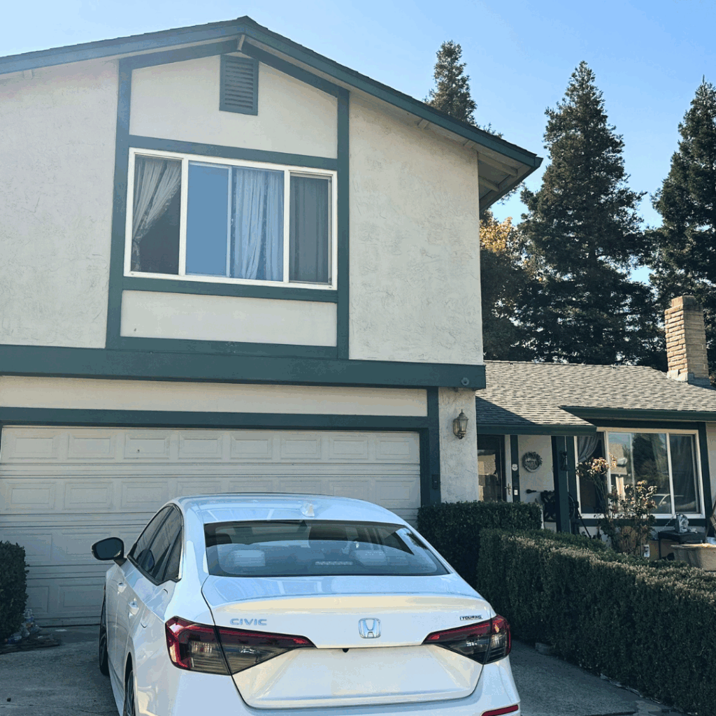 picture of the front of a two-story home located in Tracy, California