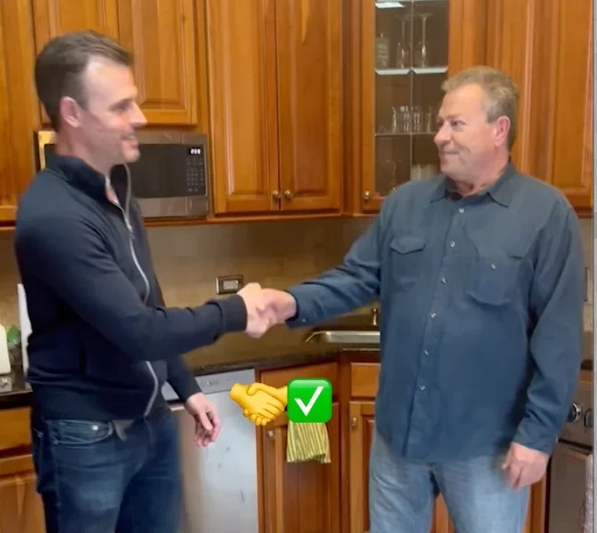 Braddock Investment Group meeting with Chicago home seller during closing process
