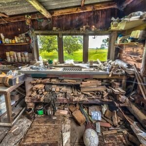 Ways to Sell a Hoarder House in Illinois