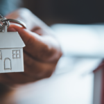 How Much Do Realtors Charge to Sell a Property in Illinois