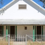 can a house be sold while in probate | front home view white house