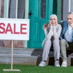 How Long Does It Take To Sell My House | frustrated older couple for sale sign