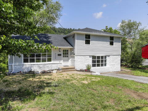 Home for sale in Berkeley Springs WV