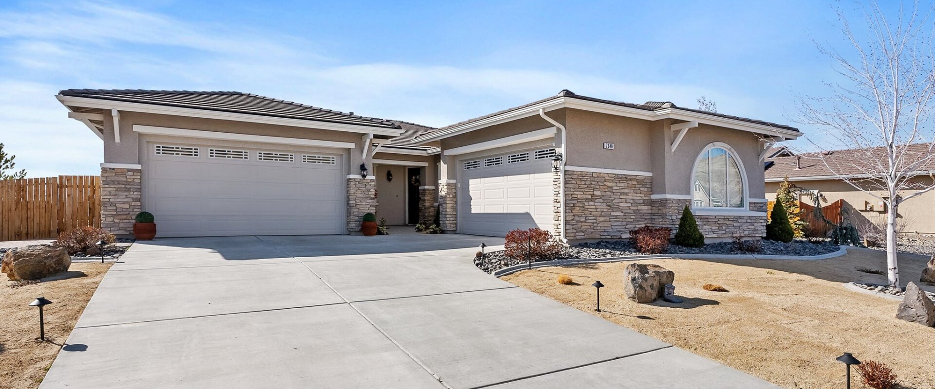 Reno NV homeowner signing papers to sell house fast for cash Sell Fast Homes buys houses as is with no repairs or fees