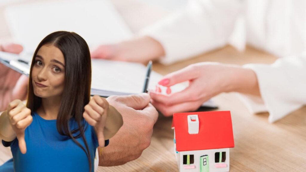 cons of selling traditional home sale
