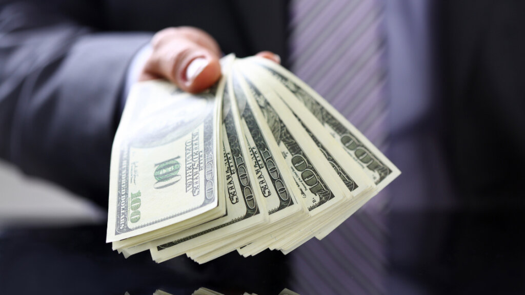 evaluating offer from a cash home buyer