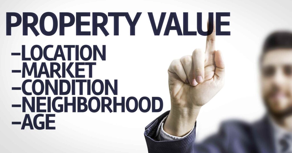 Professional conducting a home evaluation for determining its value in fast cash home buying process.