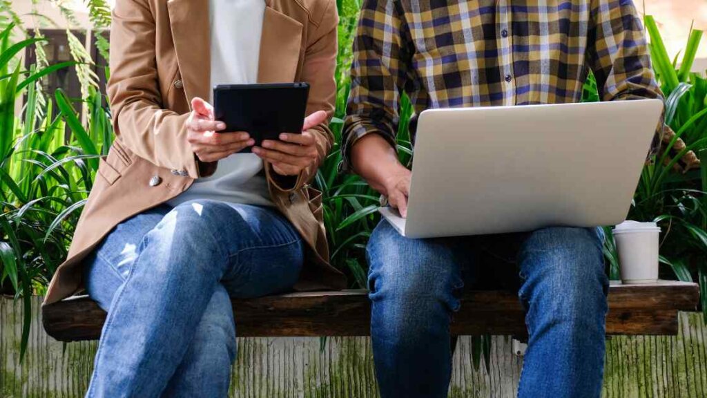 Seller conducting research to find legitimate cash buyers
