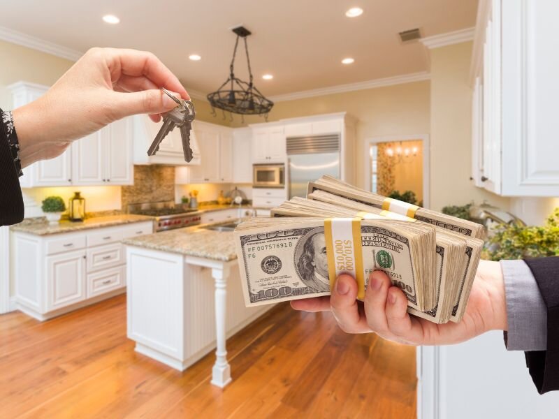 mage highlighting strategies to attract cash buyers for condemned properties.
