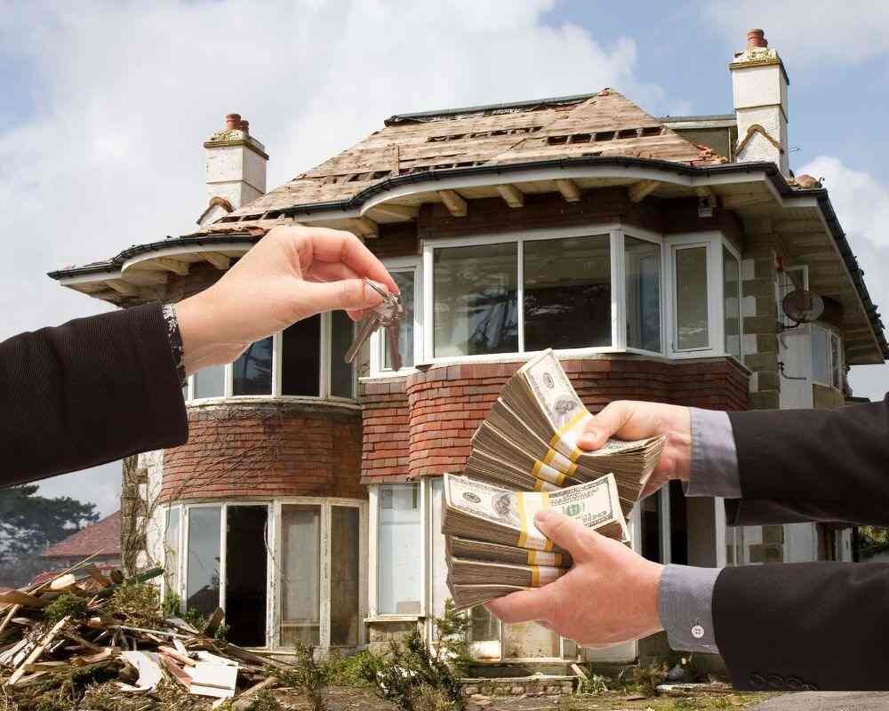 Cash home buyer purchasing a condemned property, offering a quick sale solution to homeowners