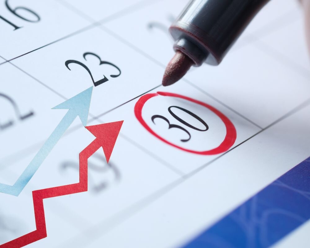 Flexible closing dates highlighted on a calendar, advantageous for cash house buyers in Sacramento