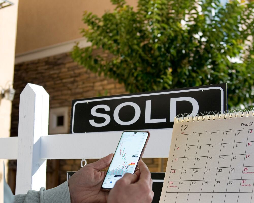 Current trends in the Sacramento housing market including median sold prices and days on market