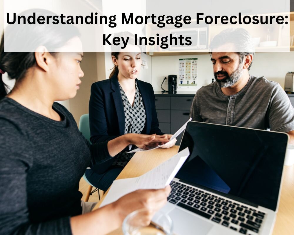Homeowner discussing mortgage payment options with a lender representative