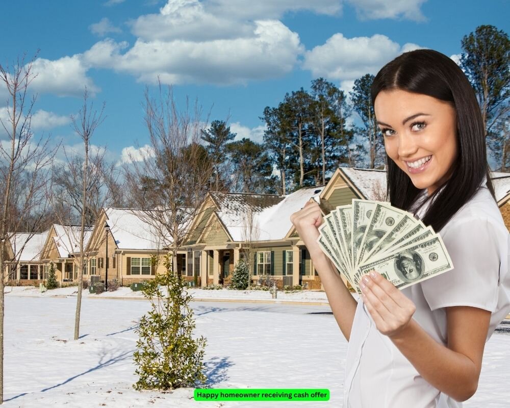 Homeowner receiving cash offer from Click Cash Home Buyer